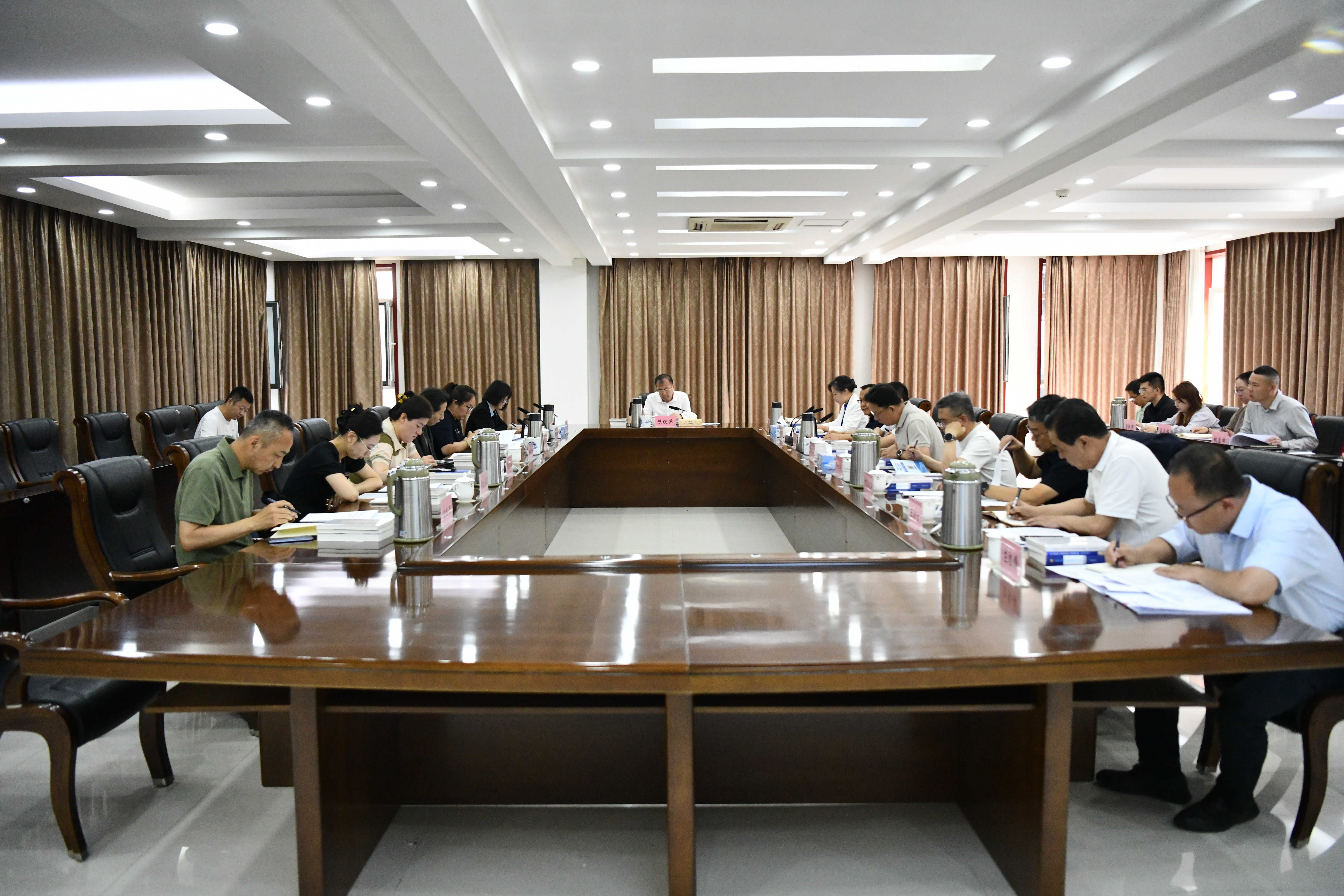 包头市召开推进产业工人队伍建设改革暨思想政治工作联席会议2026年全体会议